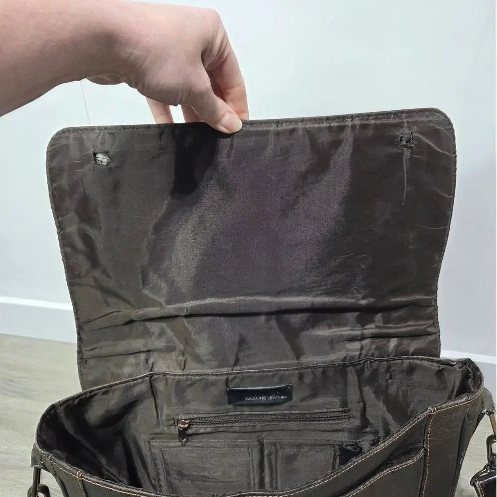 Wilson Leather Brown Leather Messenger Laptop Bag